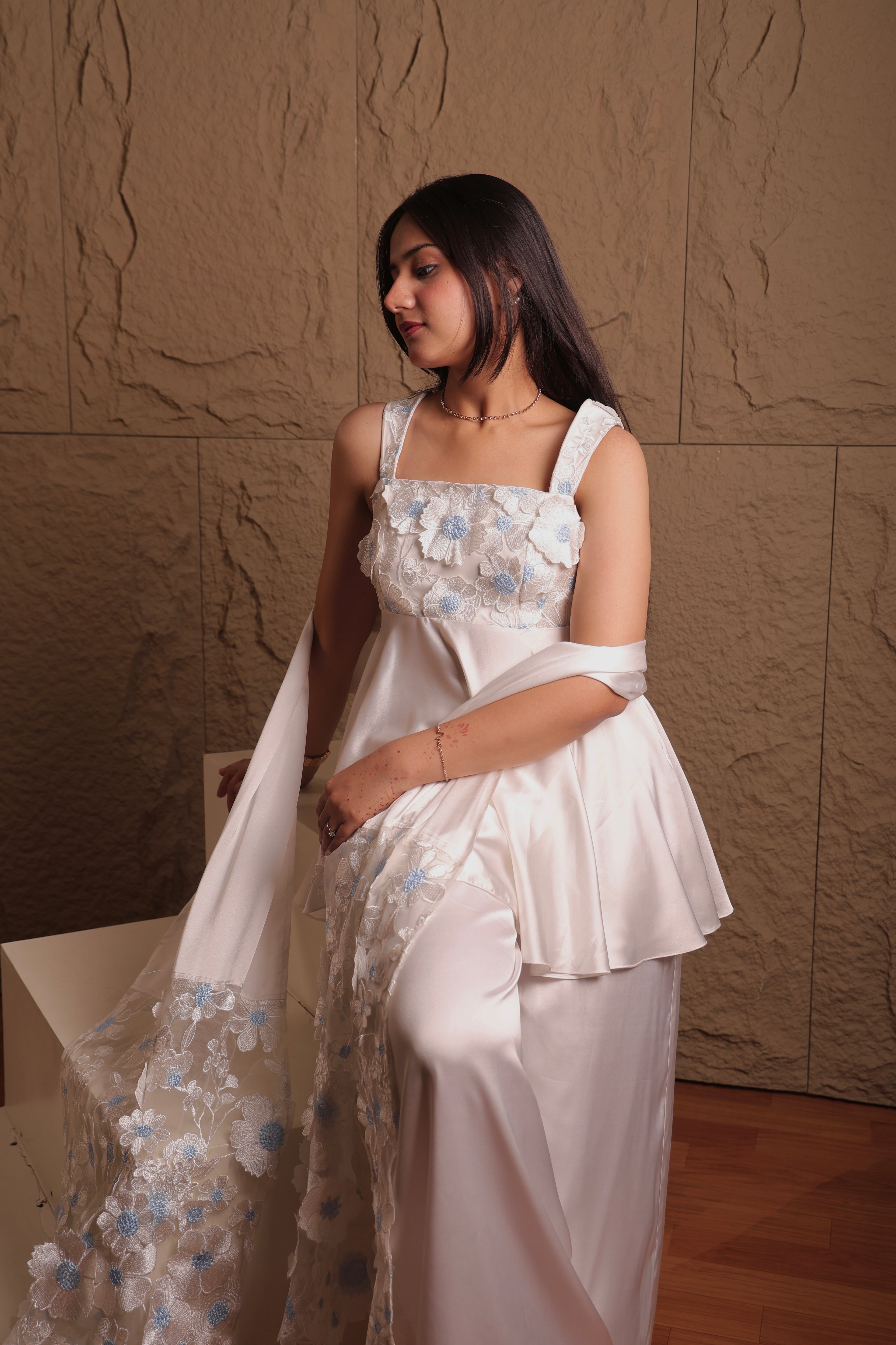 White Noor set